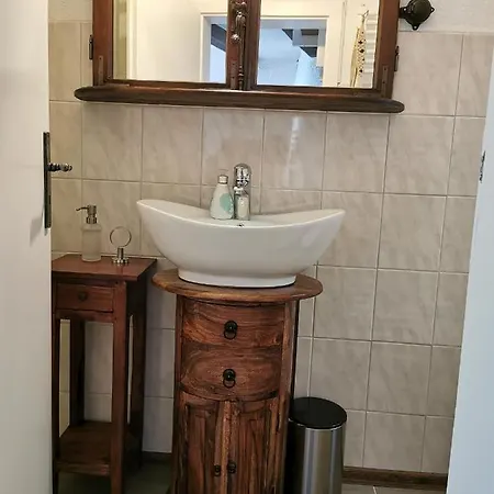 300 Jahre Altes Haus In Der Historischen Altstadt Apartmán